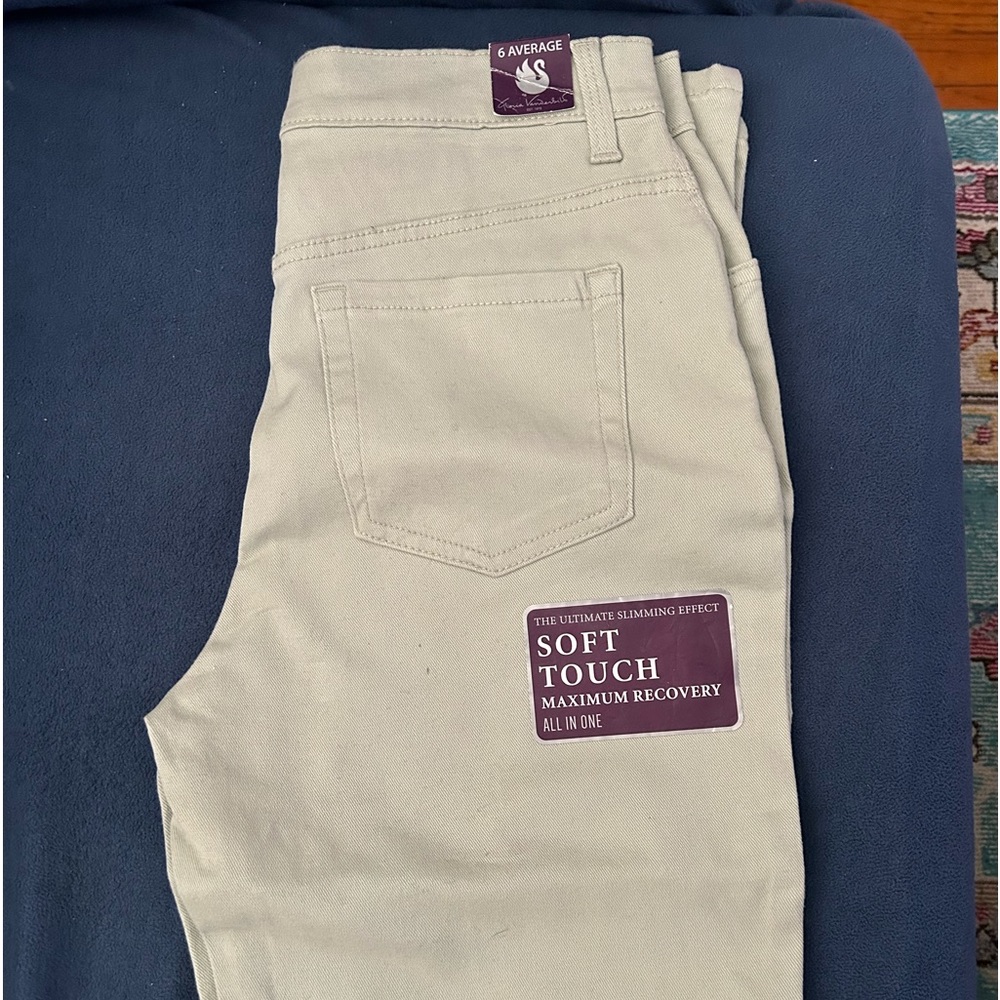 Gloria Vanderbilt Amanda Women's Classic Fit Denim Jeans Desert Sage 6 Average